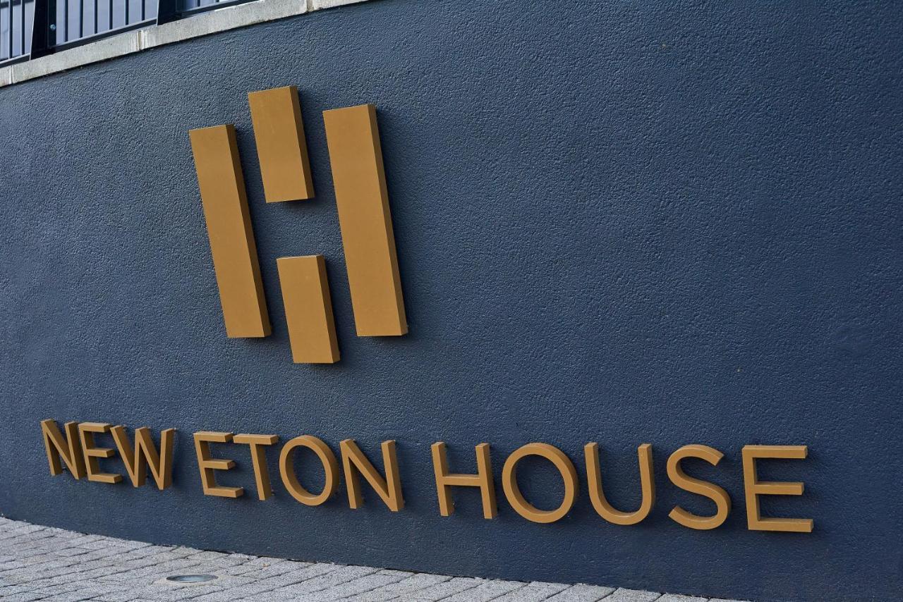Апартаменты Seven Living Slough - Free Parking & Fast Wi-Fi Экстерьер фото